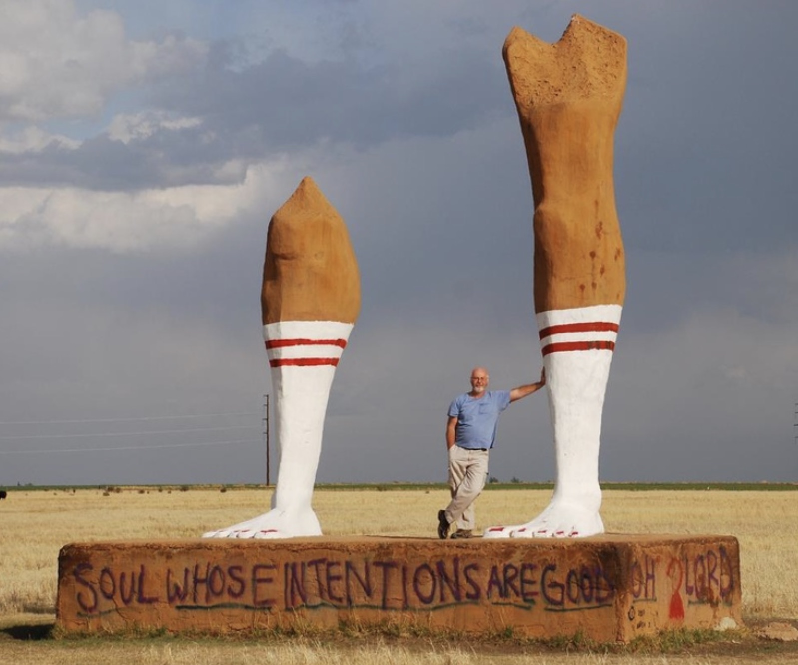 American Statues & Monuments That Can Only Exist Here